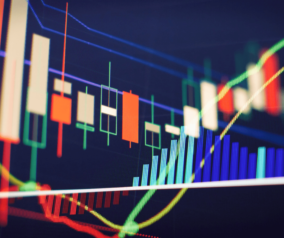 You will find it helpful to create support and resistance lines when analyzing forex pairs.