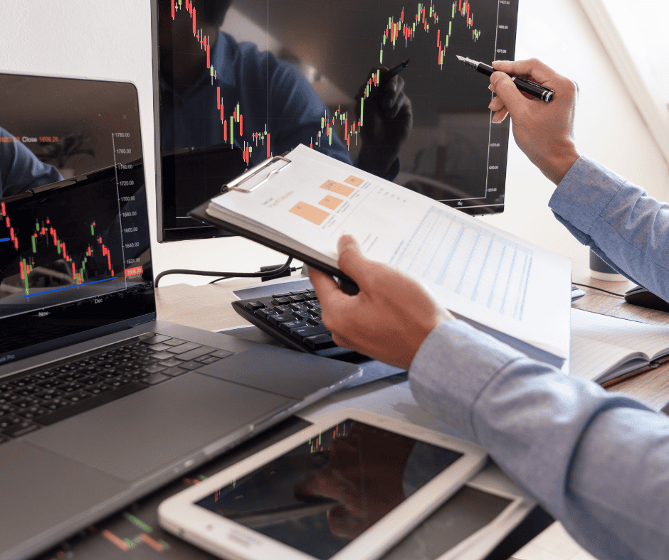 Read a Forex chart using indicators sparingly. While technical indicators can provide valuable insights, avoid overcrowding your chart with too many indicators. 